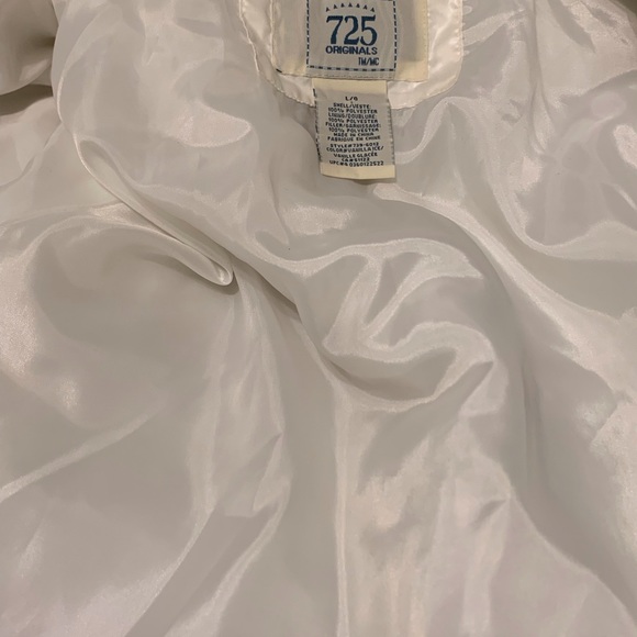 Beautiful cream lightweight snow ski jacket. Ladies large. NWOT - Picture 6 of 6